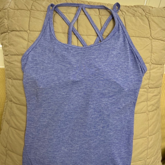 GapFit Women’s Breathe Tank - Picture 4 of 4